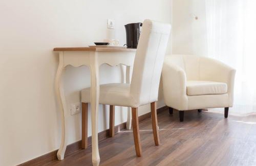 Repubblica House | Donna Margherita Rome Suite & Rooms