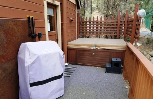 Truckee House | Donner Lake