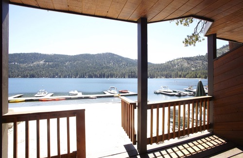 Truckee Hotel | Donner Lake Village