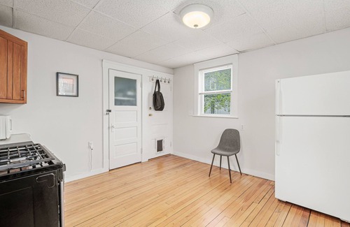 Salem Apartment | Don’t Miss It! Hocus Pocus Season is here!