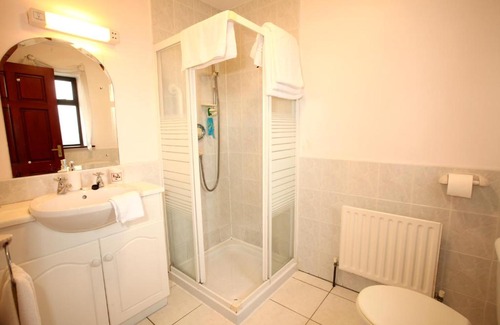 Castlebar Bed & Breakfast | Doogarry House B&B