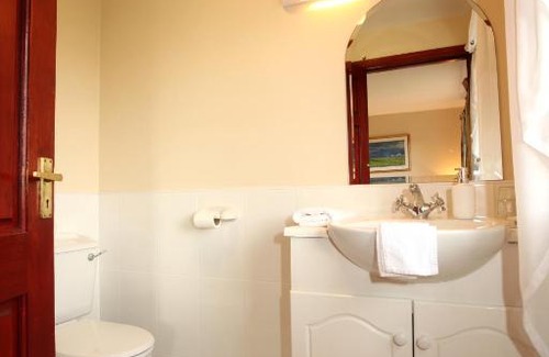 Castlebar Bed & Breakfast | Doogarry House B&B
