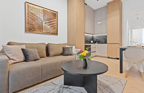Roßau Apartment | Door No. 5 by GT7 Hospitality