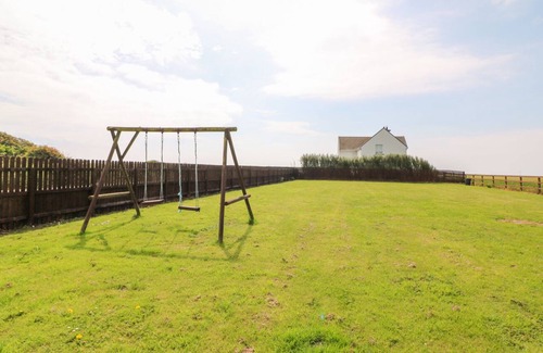 Hook Head House | DOORNOGUE, family friendly in Fethard-On-Sea, County Wexford