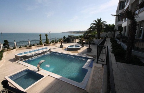 Buyukcekmece Villa | Doost villas