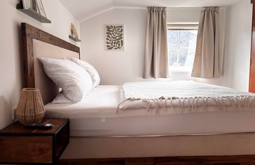 Fuschl am See Bed & Breakfast | Doppelbettzimmer MIT Balkon - Pension Stöllinger