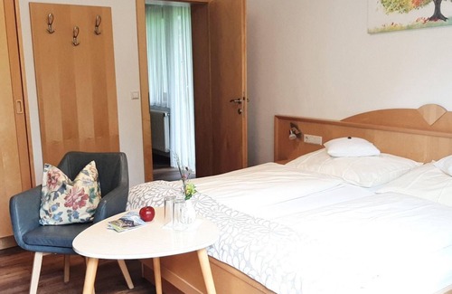 Schildlehen Bed & Breakfast | Doppelzimmer mit Dusche, WC Getrennt - Pension Bergpracht
