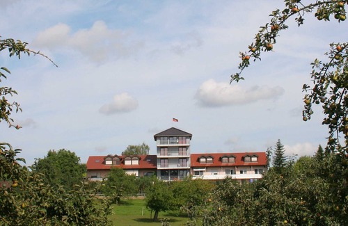 Lehrensteinsfeld Apartment | Doppelzimmer 1/3 - Gästehaus Zum Wolffenturm