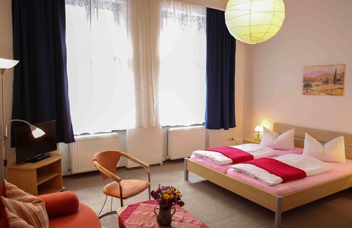 Dessau-Rosslau Bed & Breakfast | Doppelzimmer 2 - Pension Siewert