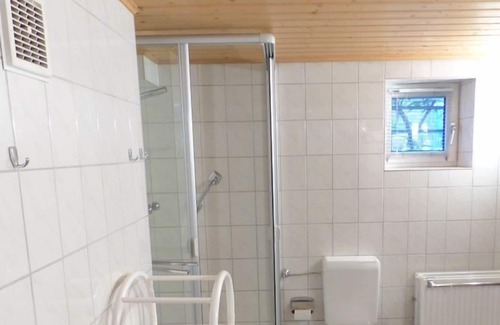 Stern Apartment | Doppelzimmer 25 qm, Souterrain, Du/wc