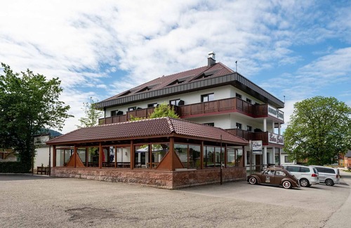 Oberhofen am Irrsee House | Doppelzimmer mit Balkon - Hotel - Gasthaus Beim Erich