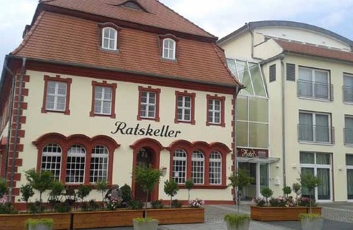 Vetschau/Spreewald House | Doppelzimmer 2 Altbau, Dusche/WC - Hotel Garni zum Alten Ratskeller Vetschau