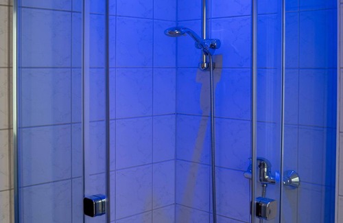 Fichtelberg House | Doppelzimmer, Dusche, WC, 1 Schlafraum - Wild West Gasthaus