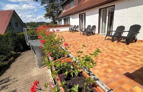 Donaueschingen Apartment | Doppelzimmer Kompakt, Modern mit Balkon/terrasse, 1 Doppelbett Oder 2 Einzelbette