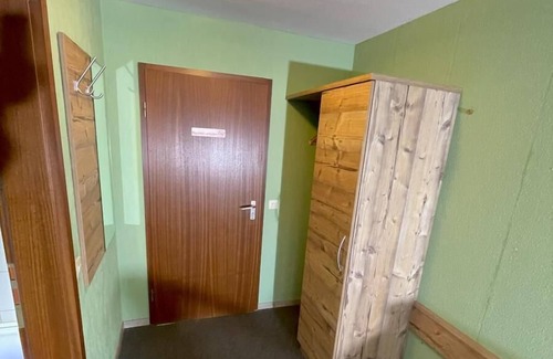 Ottenhausen Apartment | Doppelzimmer mit Balkon - Gästehaus Rössle 7