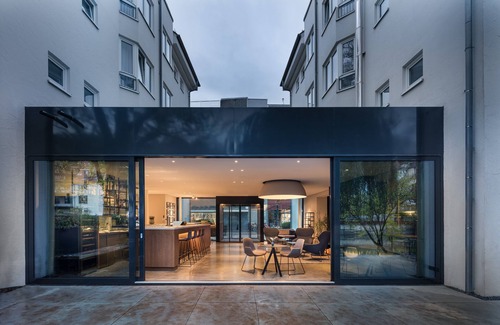 Zentrum Apartment | Doppelzimmer mit Dusche und WC