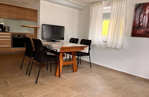 Fasanenhof Apartment | Doppelzimmer mit Gemeinschaftsbad