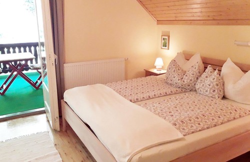 Lendorf Apartment | Doppelzimmer Waldluft - Bauernhof Stauder
