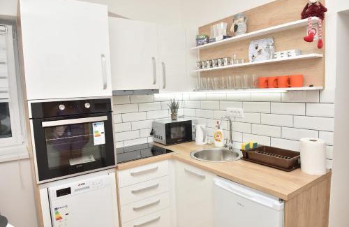 Vojvodina Apartment | Dora Apartman