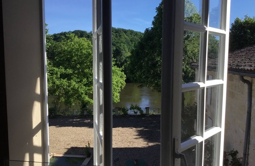 Saint-Seurin-de-Prats House | Dordogne, Bordeaux and Saint Emilion all accessible from Chateau Destinee