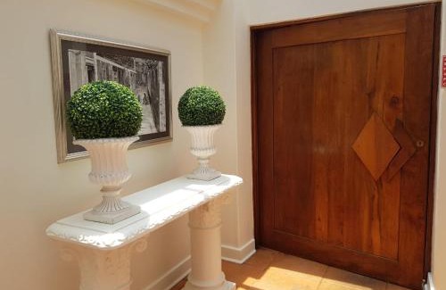 Secunda House | Dormio Manor Guest Lodge