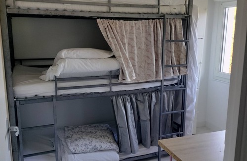 Minimes - Barriere de Paris House | Dormitory bed toulouse minimes