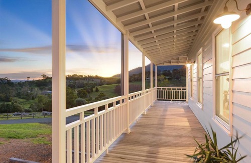 Meroo Meadow House | Dormy Park - By Berry Getaways