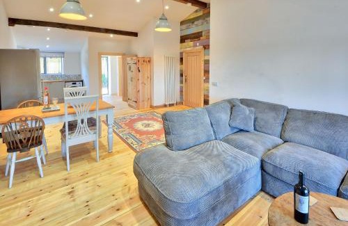 Ningwood House | Dornfelder - Ukc3209