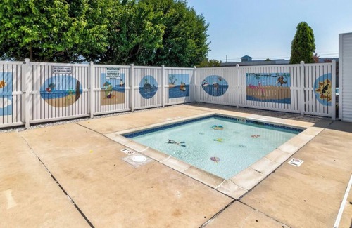 Montego Bay House | DOROTHY & JOHN'S OCEAN CITY MD VACATION HOME 3 BDRM 2 FULL BATH SLEEPS 8
