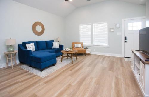 Gulfport House | Dorothy