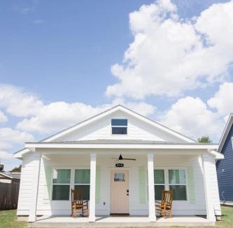 Gulfport House | Dorothy