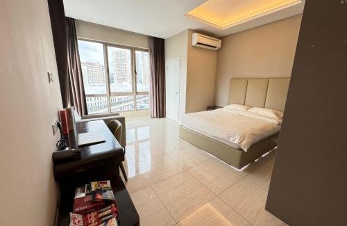 Sri Hartamas Apartment | Dorsett Residence Sri Hartamas by Chengal with Bathtub, Rooftop Pool, KL City Centre, Round the Clock Security, Netflix, Youtube, Free Parking