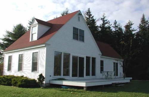Deer Isle Cottage | Dorsey Cottage - On a quiet cove