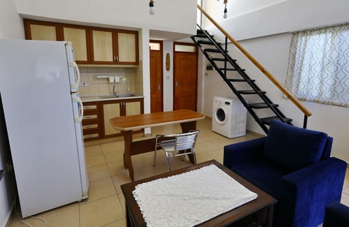 Karavas House | Doruksen Cozy Sea House with spacious backyard and sea view-2 min from the beach
