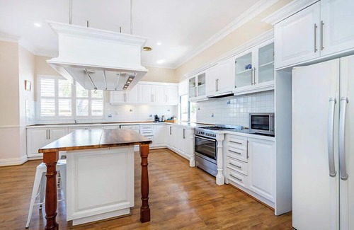 Safety Bay House | Dory's Beach House - Executive Escapes