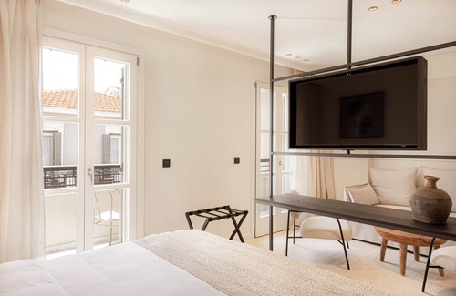 Pythagorion Hotel | Doryssa Theorem Hotel