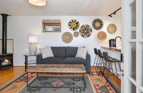 Downtown Santa Fe House | Dos Hermanas Casita 4, 5 & 6 Downtown Courtyard