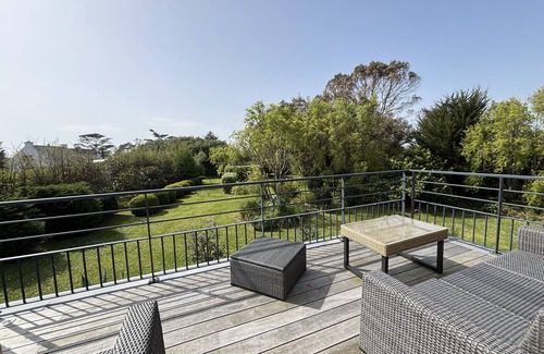 Plougrescant Ski Chalet | Douarenn Braz · Douarenn Braz a haven of peace