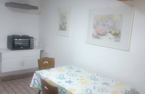 Schwandorf House | Double bed apartment with bathroom + cooking facilities in the anteroom