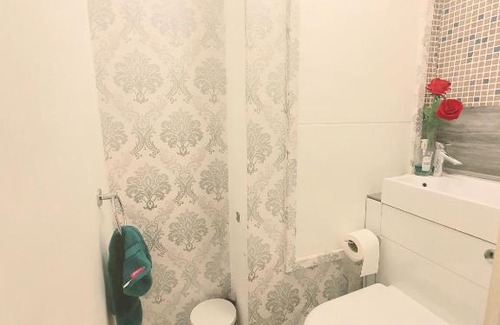 Vincent Square House | Double Bed in Duplex close to Big Ben & London Eye