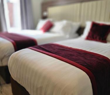 Broadstone House | Double bedroom studios