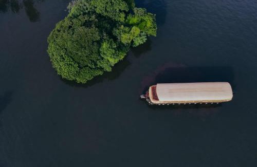 Alappuzha Boat Rental | Double Decker Houseboat
