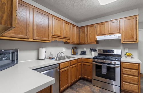 Sherwood House | Double Diamond Rentals - Awesome Neighborhood, AFB