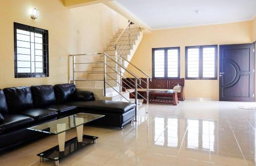 Oro Oro Ombo Villa | Double E Villa