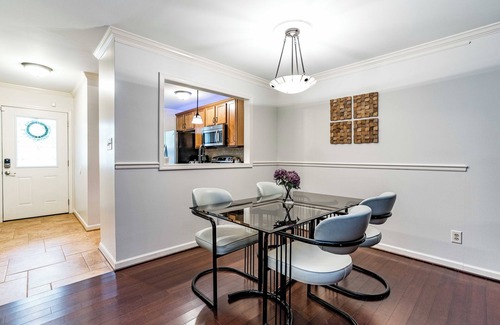 Southeast Raleigh House | double ensuite Raleigh townhome -starts at 2.8k/month