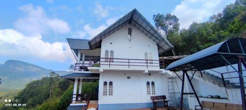 Kanthalloor House | DOUBLE FAMILY COTTAGE
