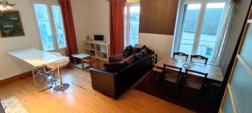 Beaumont-sur-Sarthe House | Double gite, Duplex et Chaleureuse petite maison