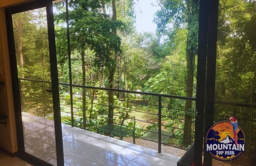 Canton Quepos Apartment | Double room 1 with jungle view