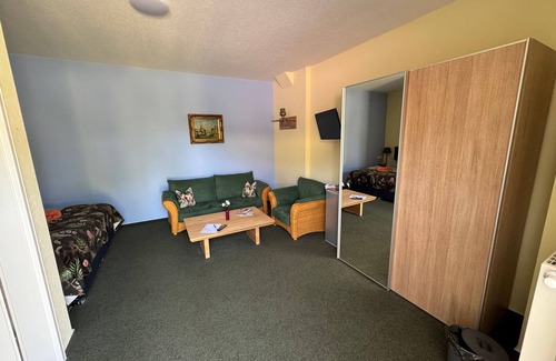 Forst Bed & Breakfast | Double room 7 - Bed & Breakfast am Waldgürtel