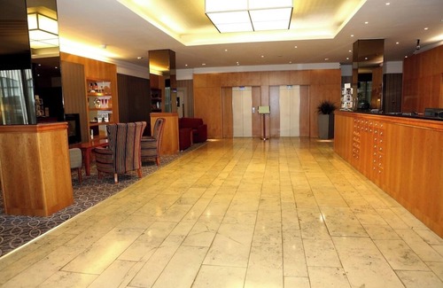 Londonderry Apartment | Double Room Near The Siege Museum LON